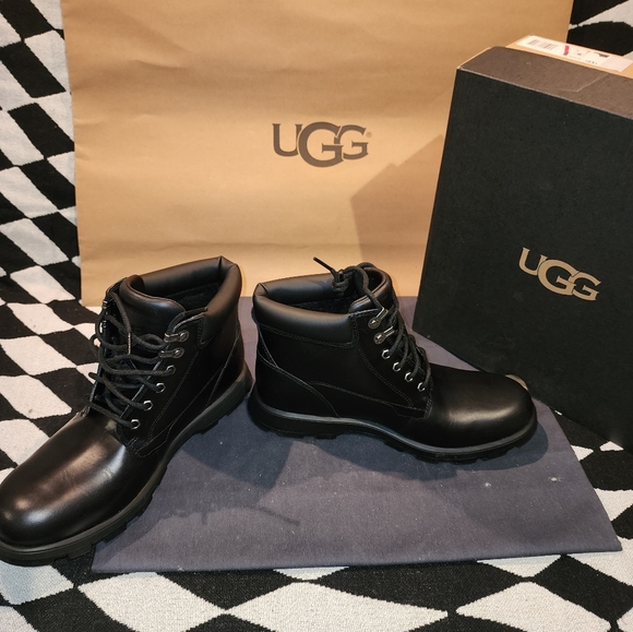 Waterproof boot - Picture 14 of 16